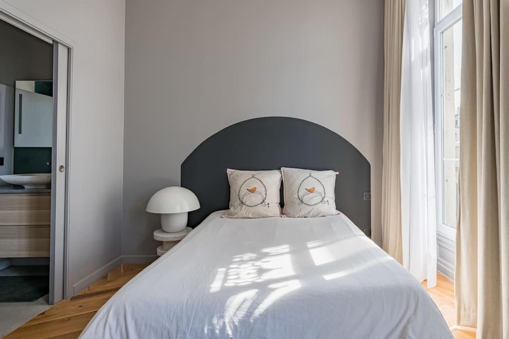 Beige Hospitalite - Apotheose Luxueux- 3 Chambres - Parking Prive Saint-Etienne  Eksteriør bilde