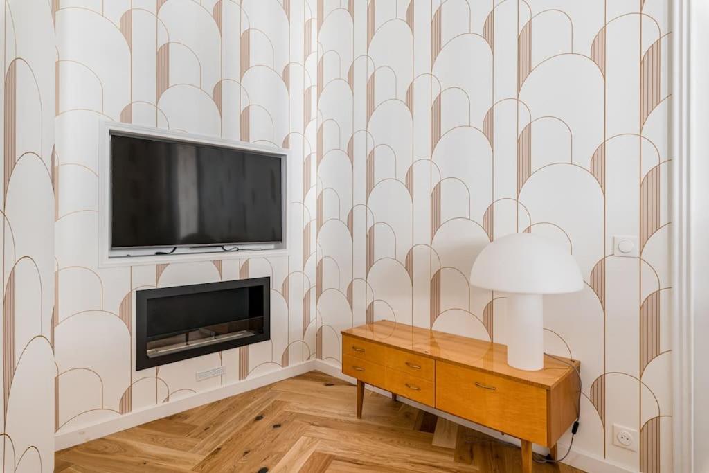 Beige Hospitalite - Apotheose Luxueux- 3 Chambres - Parking Prive Saint-Etienne  Eksteriør bilde